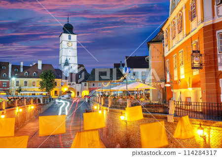 Amazing View of Lesser Square and Council Tower in the center of Sibiu city. 114284317