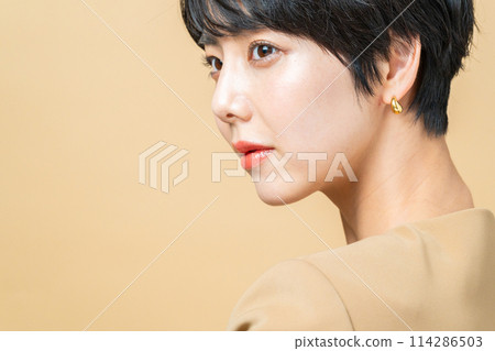 美麗的女人 美麗的女人 114286503