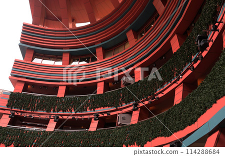 A very unusual and unusual building 114288684