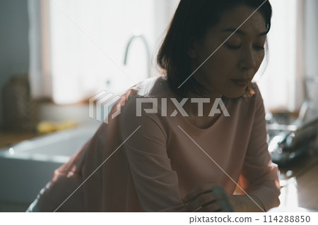 廚房 主婦 家庭主婦 114288850