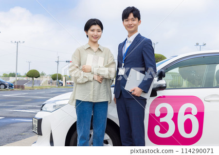 有執照的汽車駕駛學校 114290071