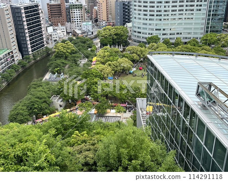 Photographed from "ACROS Fukuoka" in Chuo Ward, Fukuoka City, looking towards Tenjin Central Park and Nakasu 114291118