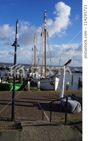 Tourist boat in the port of Volendam. Netherlands Tourist boat in the port of Volendam. Netherlands 114293721