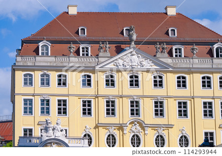 The Coselpalais, built in 1765, is one of the best-known baroque buildings in Dresden 114293944