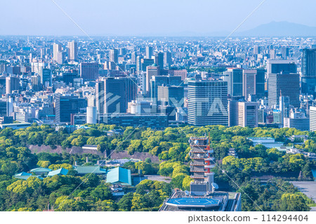 Tokyo cityscape in Japan: Takebashi and Hitotsubashi areas, Mainichi Newspapers and Marubeni Building. In the background you can also see Kanda Surugadai and Nishi Nippori. 114294404