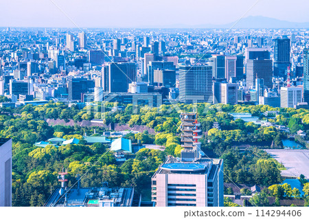 Tokyo cityscape in Japan: Takebashi and Hitotsubashi areas, Mainichi Newspapers and Marubeni Building. In the background you can also see Kanda Surugadai and Nishi Nippori. Tokyo cityscape in Japan: Takebashi and Hitotsubashi areas, Mainichi Newspapers and Marubeni Building. In the background you can also see Kanda Surugadai and Nishi Nippori. 114294406