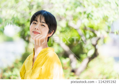 Women's beauty image 114295192