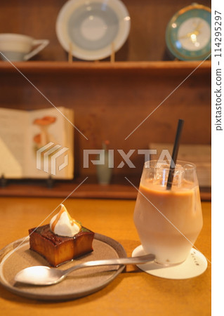 一家咖啡館 一家咖啡館 114295297