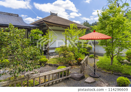 Hasedera Temple: Peonies in full bloom and Tsukinowa-in Temple (Hasedera Temple Cafe) 114296609