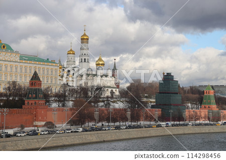 Clouds over the Moscow Kremlin, Kremlin wall, Kremlin embankment, Grand Kremlin Palace, 2022. 114298456