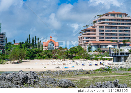 沖繩縣宮古島市海島天堂暑假飛機早晨雲彩施吉拉度假村酒店上野新里海灘泳裝 114298505