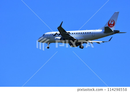 Osaka International Airport JAL Airplane Landing Ready Senri Kawajiri Osaka International Airport JAL Airplane Landing Ready Senri Kawajiri 114298558