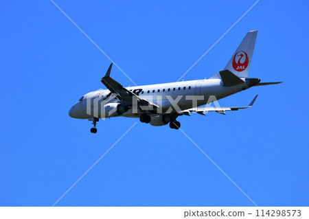 大阪國際機場JAL飛機降落準備就緒森ji川ji 114298573