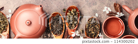 Variety of Loose Tea Leaves and Ceramic Tea Set banner Variety of Loose Tea Leaves and Ceramic Tea Set banner 114300202