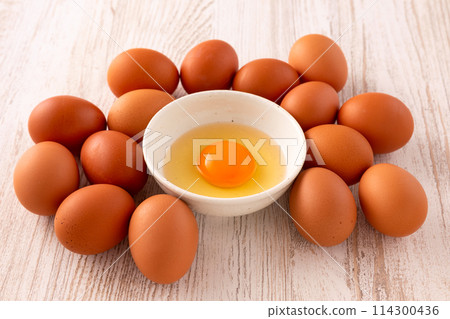 Akadama free-range eggs 114300436