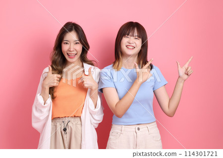 Happy with friends 114301721