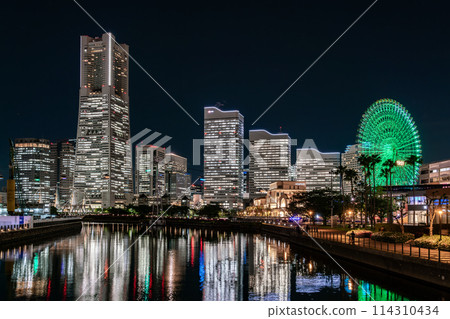 [Kanagawa Prefecture] Night view of Minato Mirai, Yokohama 114310434