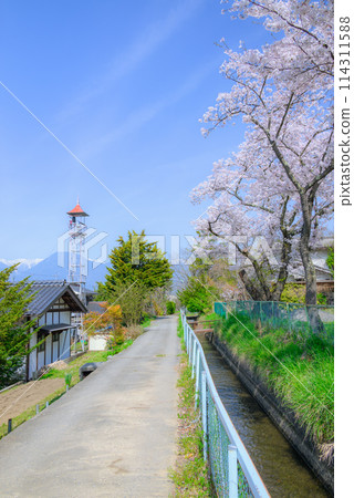 Countryside scenery [Azumino] 114311588