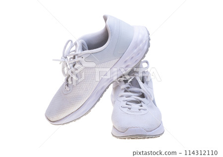 women's sports shoes isolated 114312110