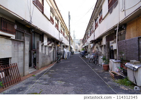 老式公寓 114312345