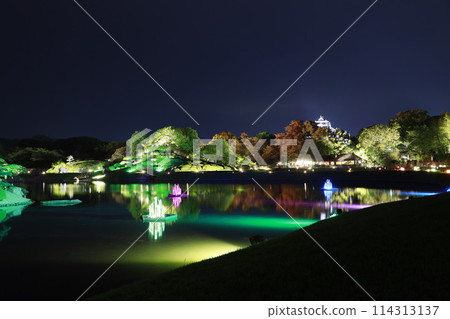 Illuminated Okayama Castle and Korakuen Illuminated Okayama Castle and Korakuen 114313137