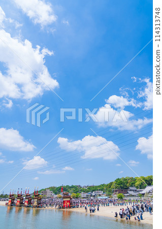 龜崎潮日節最大看點，拉下的海灘（愛知縣半田市） 114313748