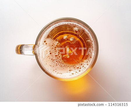 從上面看到的啤酒杯 114316315