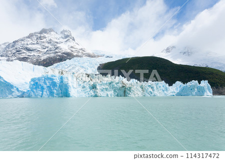 Spegazzini Glacier view from Argentino lake, Patagonia landscape, Argentina 114317472