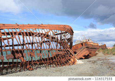 Wreckages on San Gregorio beach, Chile historic site 114317533