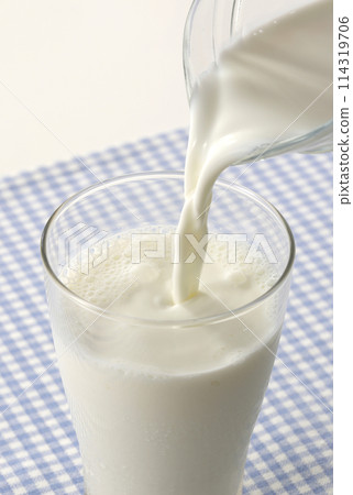 milk milk 114319706