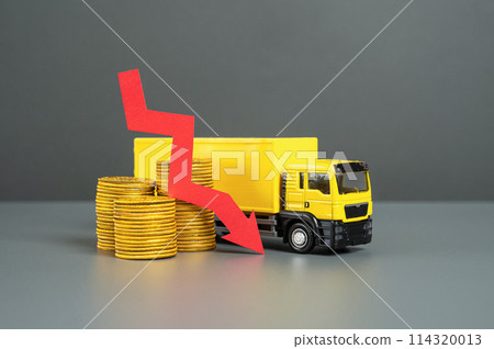 Fall in cargo transportation revenues. Slowdown and decline of the economy, reduction in cargo traffic. Reduce freight transport costs and increase transportation efficiency. 114320013