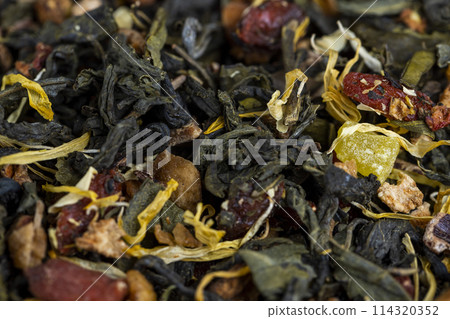 dry green tea with jasmine flowers, calendula, pineapple slices dry green tea with jasmine flowers, calendula, pineapple slices 114320352