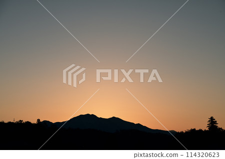 Kayagatake, with the eastern sky turning crimson before sunrise 114320623