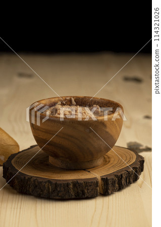 canned fish from finely chopped stewed tuna fillet 114321026