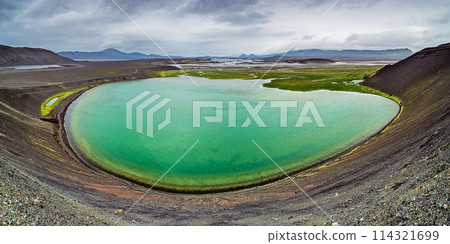 Landmannalaugar in summertime, Iceland Landmannalaugar in summertime, Iceland 114321699