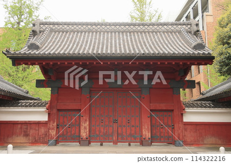 The Red Gate of Tokyo University The Red Gate of Tokyo University 114322216