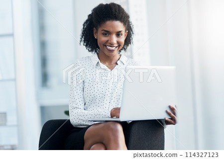 Black woman, portrait and laptop with smile in office for reading emails, project management and corporate news or growth. Female entrepreneur, digital technology and research, online and business 114327123