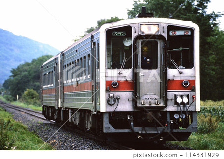 1998: Kiha 54 special express Kitami train running on the Sekihoku Main Line 1998: Kiha 54 special express Kitami train running on the Sekihoku Main Line 114331929