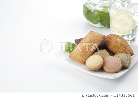 Western sweets_baked goods Western sweets_baked goods 114333561