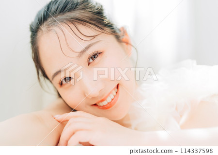 年輕女性的美麗形象 114337598