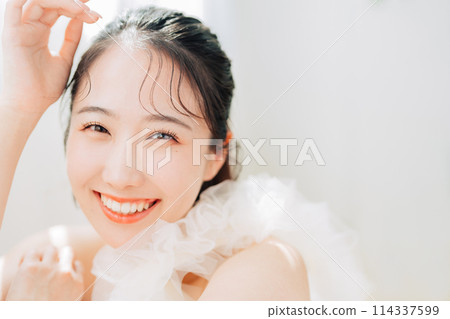 年輕女性的美麗形象 114337599