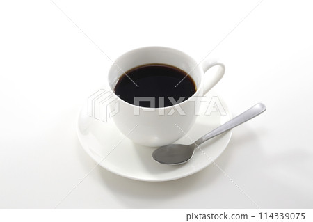 Hot coffee white background 114339075
