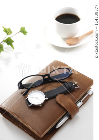  企業形象 114339377