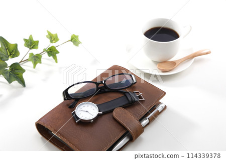  企業形象 114339378