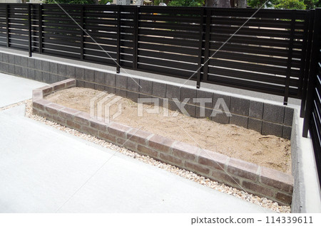 新建築形象：新住宅的花壇 114339611