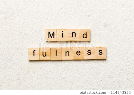 mind fulness word written on wood block. mind fulness text on table, concept 114343533