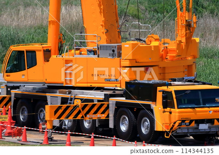 全地面起重機（自行式起重機） 114344135