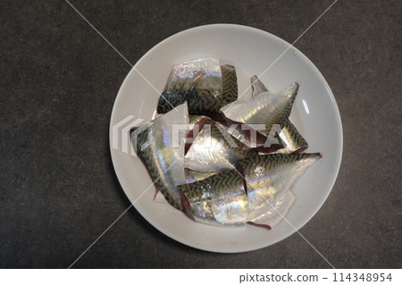 Preparing mackerel for pier fishing Preparing mackerel for pier fishing 114348954