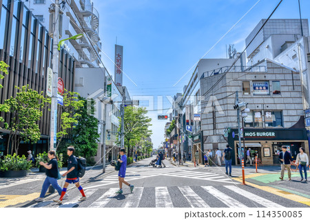 東京世田谷區的都市景觀，成城學園前站 114350085