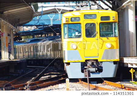 Former 2000 Series Seibu Line Former 2000 Series Seibu Line 114351301
